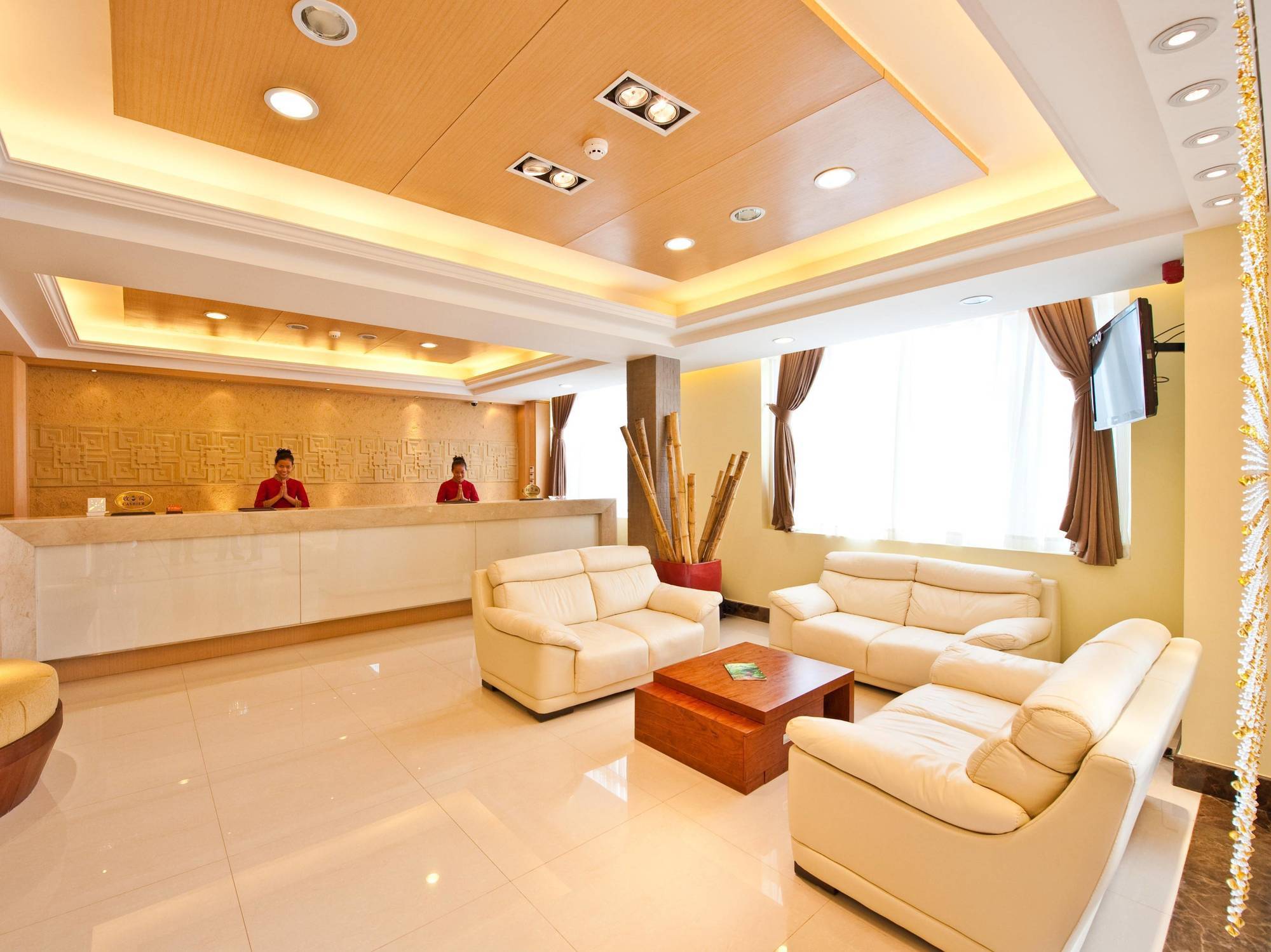 Queen Boutique Hotel Phnom Penh Zewnętrze zdjęcie